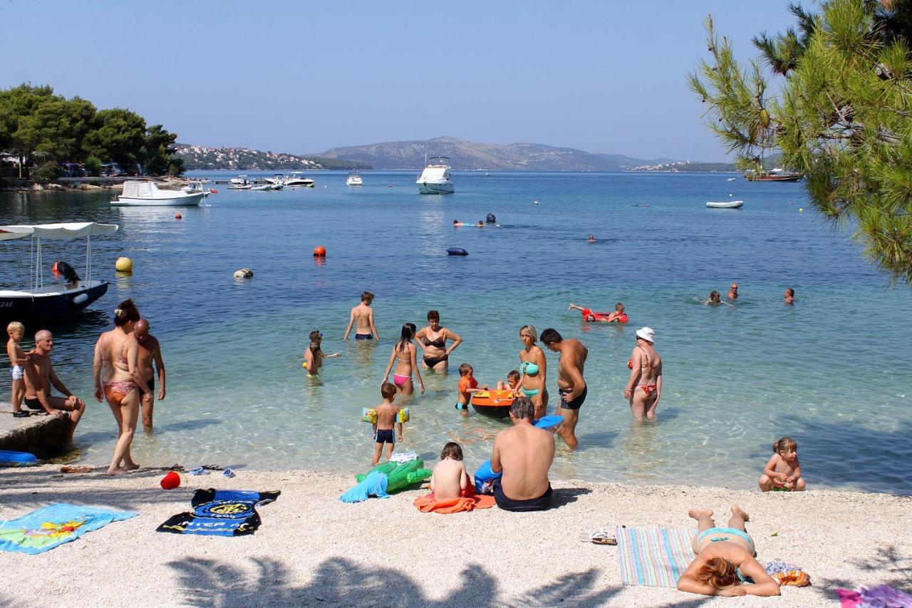 Apartments By The Sea Trogir - 11895 Εξωτερικό φωτογραφία