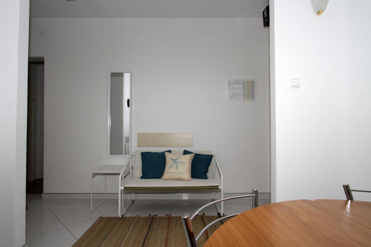 Apartments By The Sea Trogir - 11895 Εξωτερικό φωτογραφία